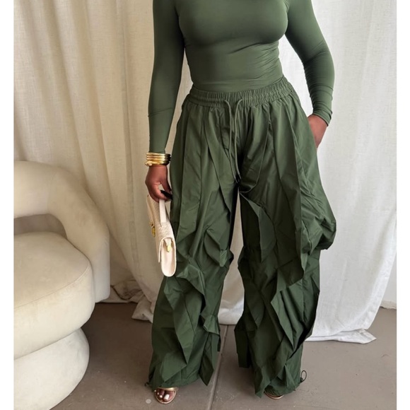 OLIVE GREEN Ruffled Pants - Picture 1 of 13